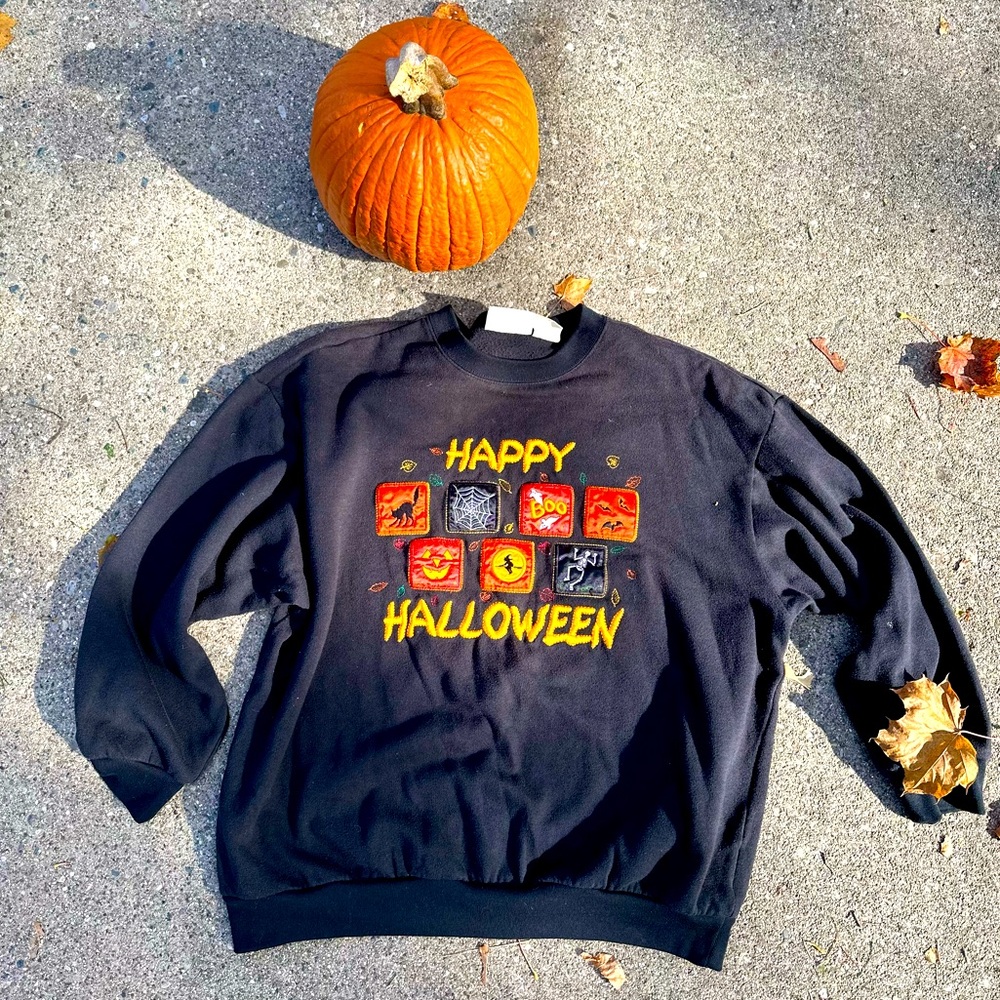 Vintage 90s Womens Embroidered Happy Halloween Spell Out Crewneck Sweatshirt